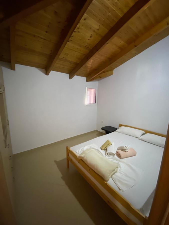 L.T. Apartment 5Th Street Sarande Exterior photo
