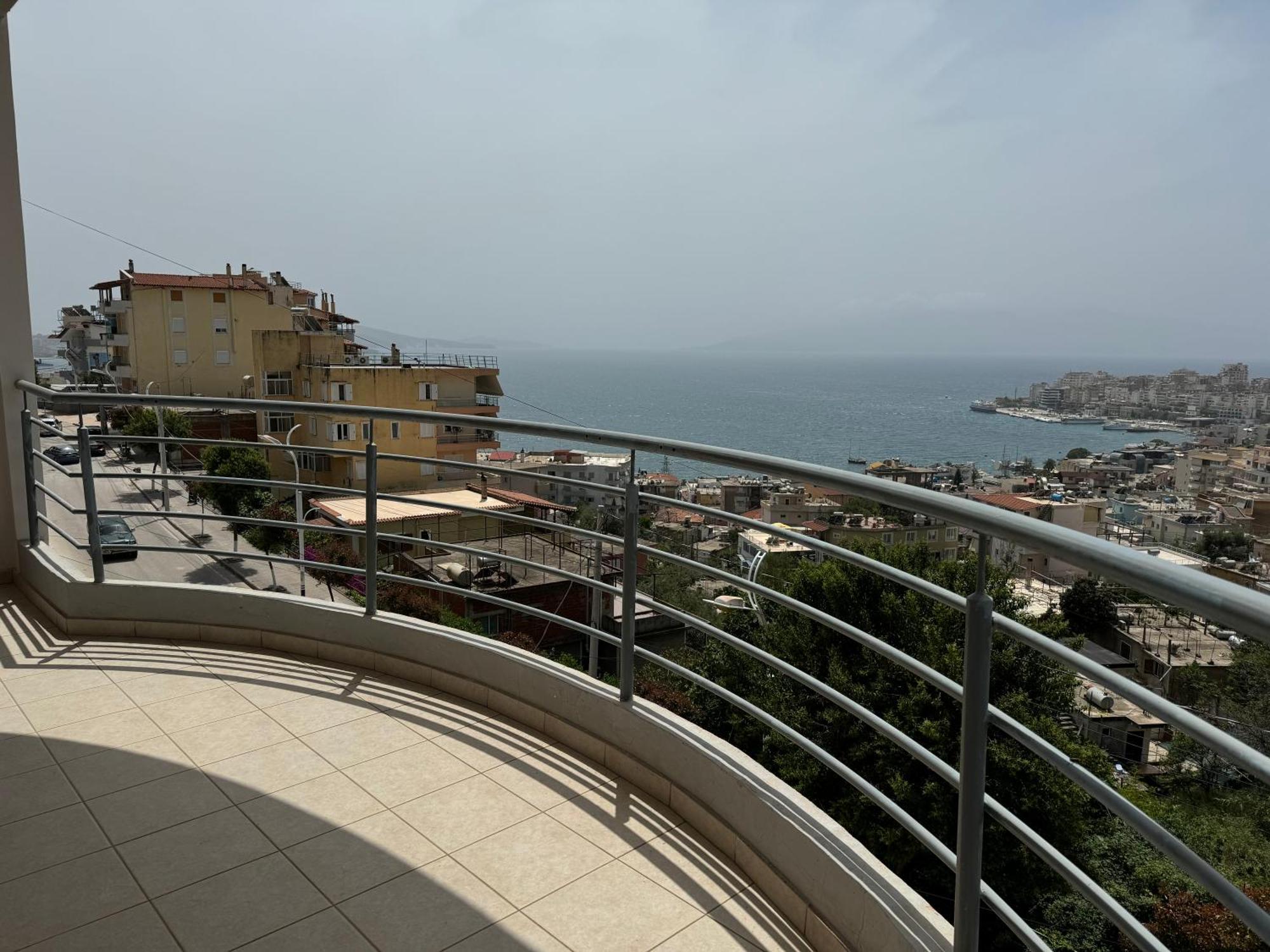 L.T. Apartment 5Th Street Sarande Exterior photo